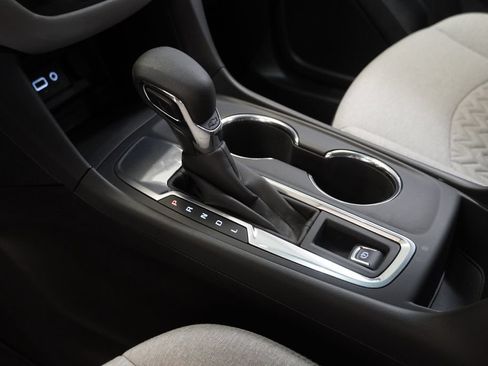 Used 2024 Chevrolet Equinox LS w/ LS Convenience Package FWD image 22