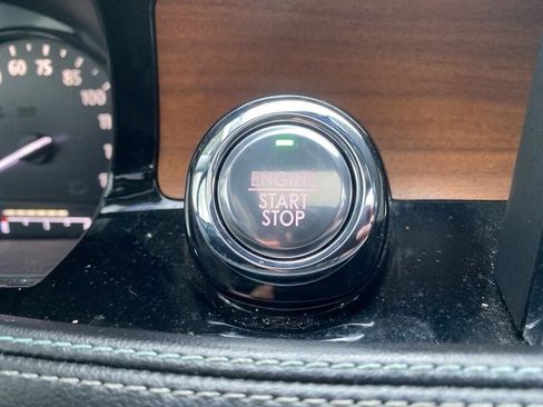 Used 2020 Lincoln Corsair Reserve image 23