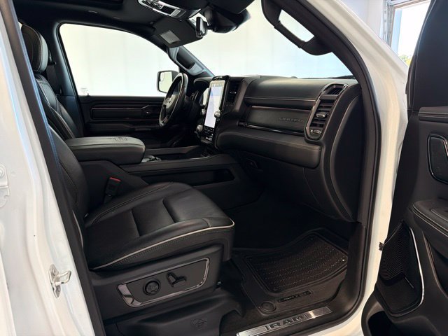 Used 2023 RAM 1500 Limited AWD/4WD image 34