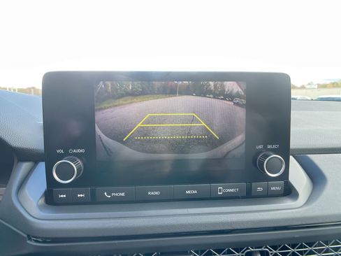 Certified 2023 Honda Accord LX image 17