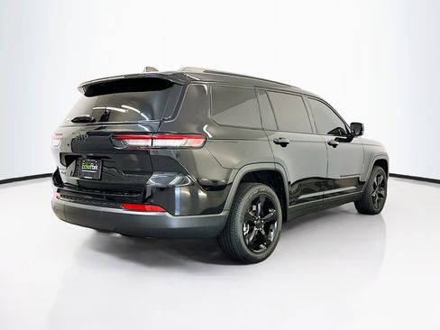 Used 2023 Jeep Grand Cherokee L Laredo image 9