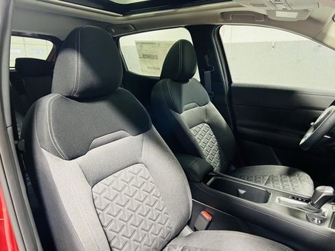 New 2026 Nissan Kicks SV image 32