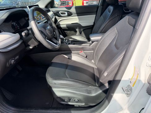 Used 2025 Jeep Compass Limited AWD/4WD image 11