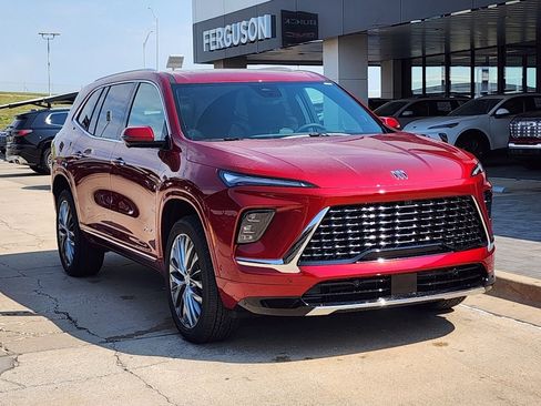 New 2026 Buick Enclave Avenir w/ Super Cruise Package image 2