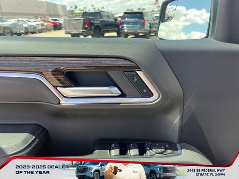 New 2026 GMC Sierra 1500 Elevation image 22