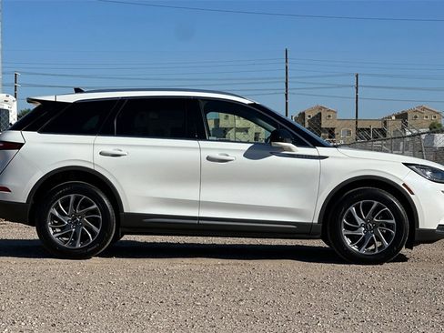 Used 2020 Lincoln Corsair FWD w/ Equipment Group 101A image 3