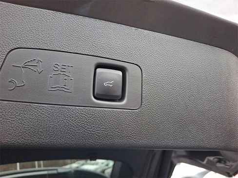 Certified 2022 Lincoln Corsair Reserve w/ Equipment Group 201A image 29