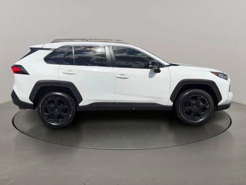 Used 2020 Toyota RAV4 TRD Off-Road image 6