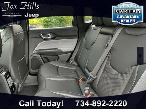 New 2023 Jeep Compass Latitude w/ Convenience Group image 30