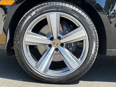 New 2026 Porsche Macan image 45