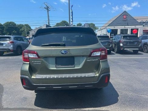Used 2018 Subaru Outback 2.5i Limited AWD/4WD image 5