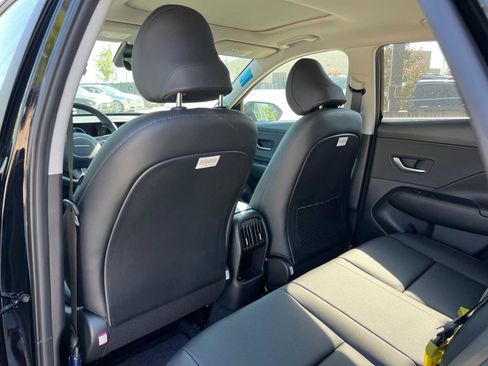 New 2026 Hyundai Kona Limited FWD image 11
