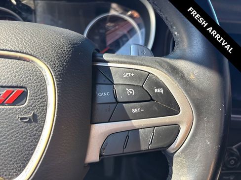 Used 2017 Dodge Charger R/T image 10