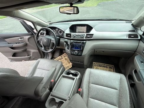 Used 2016 Honda Odyssey EX-L image 48