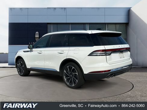 Used 2025 Lincoln Aviator Reserve w/ Equipment Group 201A AWD/4WD image 3