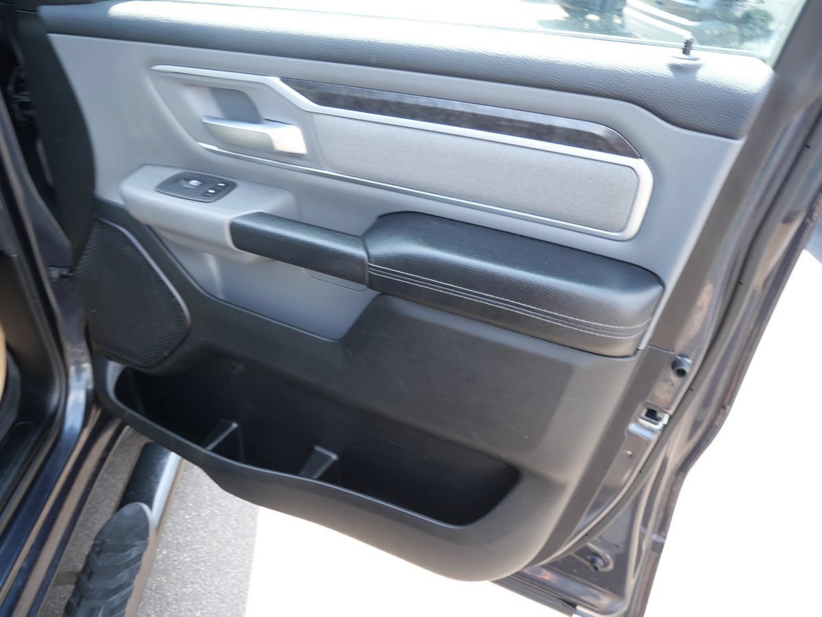 Used 2020 RAM 1500 Big Horn AWD/4WD image 30