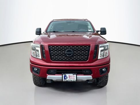 Used 2017 Nissan Titan PRO-4X AWD/4WD image 2
