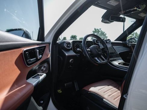Certified 2023 Mercedes-Benz GLC 300 image 15