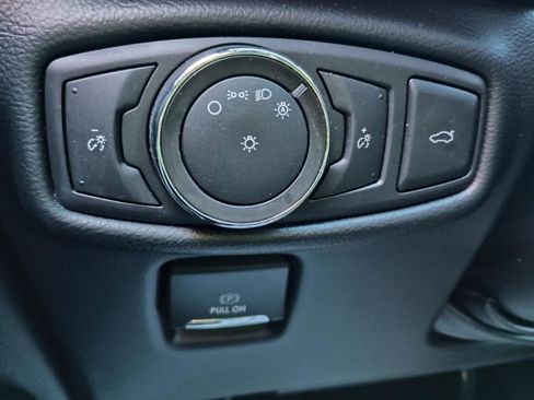 Used 2017 Lincoln MKZ Premiere image 13