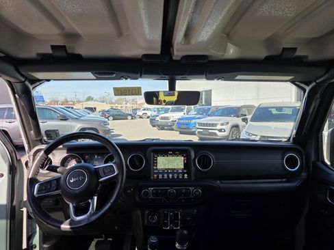 Used 2023 Jeep Wrangler Sahara w/ Cold Weather Group image 4