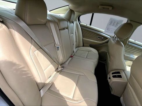 Used 2015 Ford Taurus SEL FWD image 25