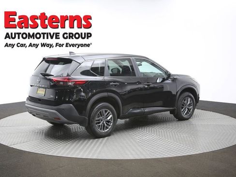 Used 2023 Nissan Rogue S image 41