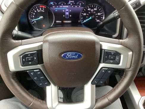 Used 2022 Ford F250 King Ranch w/ Chrome Package image 14