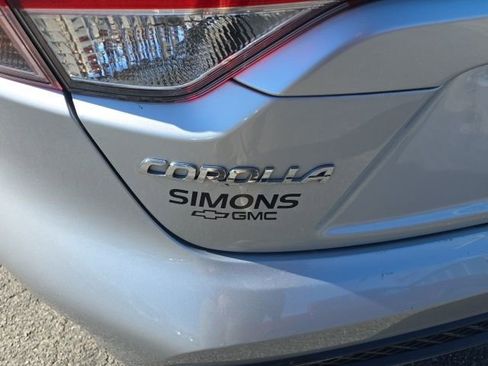 Used 2022 Toyota Corolla SE image 31