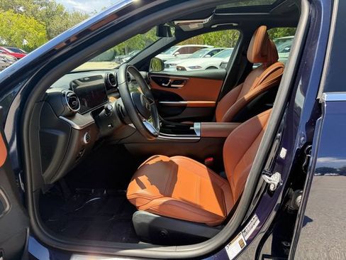 Used 2023 Mercedes-Benz C 300 Sedan image 11