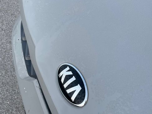 Used 2021 Kia K5 GT-Line AWD/4WD image 4