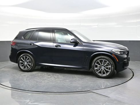 Used 2023 BMW X5 xDrive40i w/ M Sport Package AWD/4WD image 8
