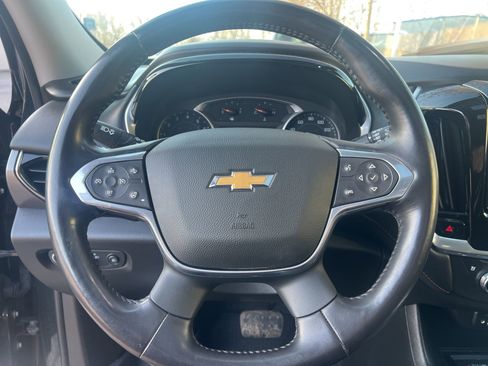 Used 2020 Chevrolet Traverse Premier image 17