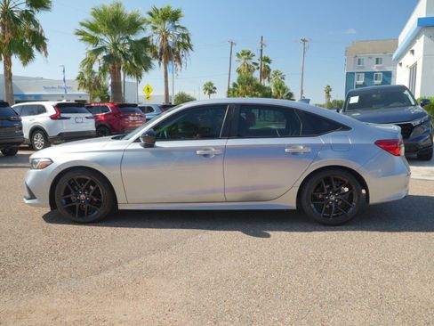 Used 2023 Honda Civic Sport image 14