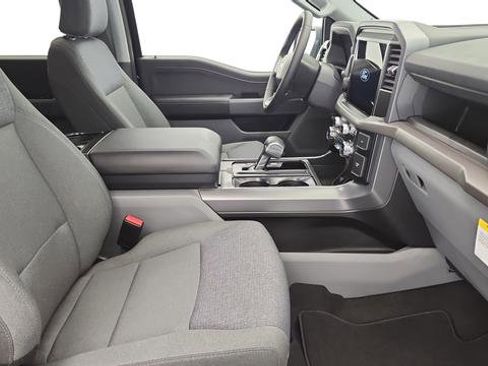 New 2025 Ford F150 Lightning XLT image 23