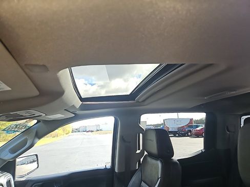 Used 2022 GMC Sierra 1500 Denali w/ Denali Reserve Package image 25