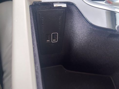 Used 2022 Volvo S60 B5 Inscription image 35