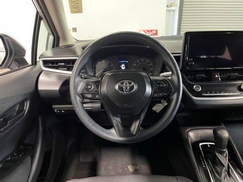 Used 2024 Toyota Corolla LE FWD image 21