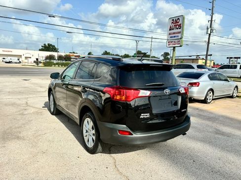 Used 2015 Toyota RAV4 Limited w/ Technology Package FWD image 3
