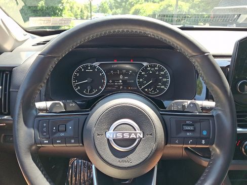 Certified 2024 Nissan Pathfinder SL w/ SL Premium Package AWD/4WD image 22