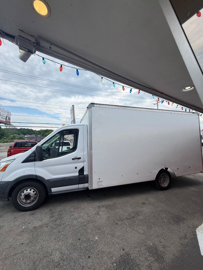 Used 2015 Ford Transit 350 156 DRW w/ Exterior Upgrade Package RWD image 5