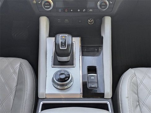 Used 2022 Mitsubishi Outlander SEL image 17