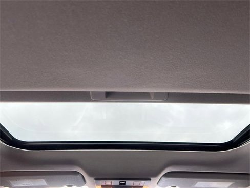 New 2025 Nissan Sentra SR w/ SR Premium Package image 16