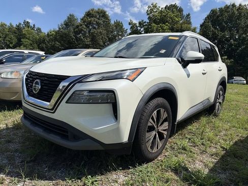 Used 2021 Nissan Rogue SV w/ Premium Package FWD image 1
