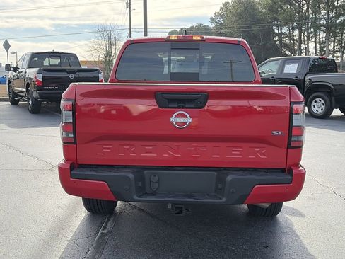 Used 2024 Nissan Frontier SL w/ Technology Package image 4