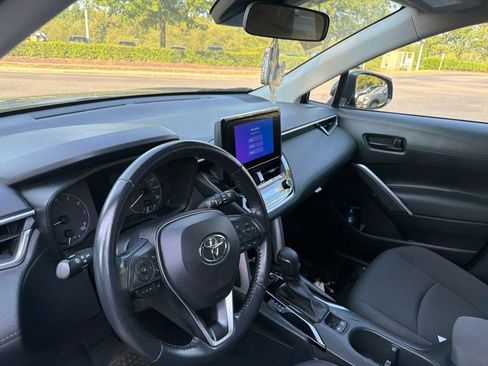 Used 2023 Toyota Corolla Cross LE FWD image 8