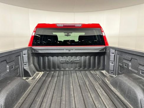 Used 2022 GMC Sierra 1500 SLE image 26