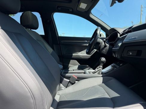 Used 2020 Audi Q3 2.0T Premium w/ Convenience Package image 34
