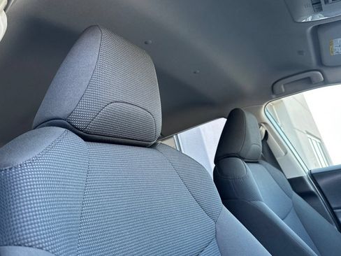 Certified 2025 Toyota RAV4 LE AWD/4WD image 17