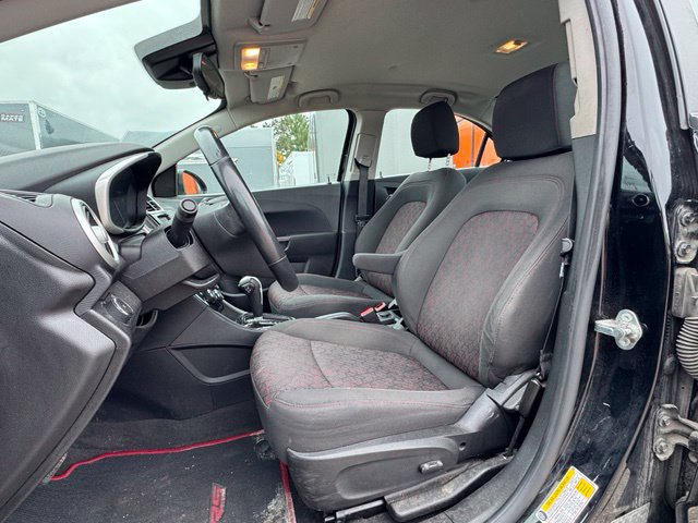 Used 2018 Chevrolet Sonic LT w/ Convenience Package FWD image 10