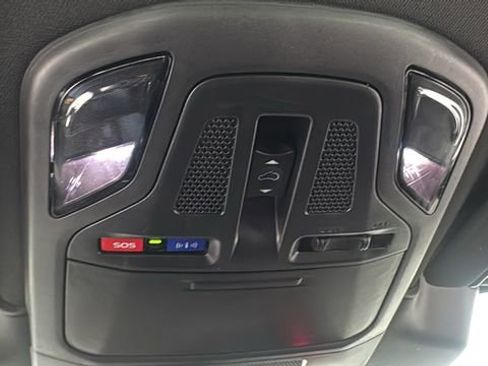 Certified 2025 Subaru Outback Wilderness image 34